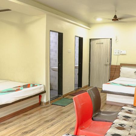 Hotel Mukesh Residency ปูเน่ ภายนอก รูปภาพ