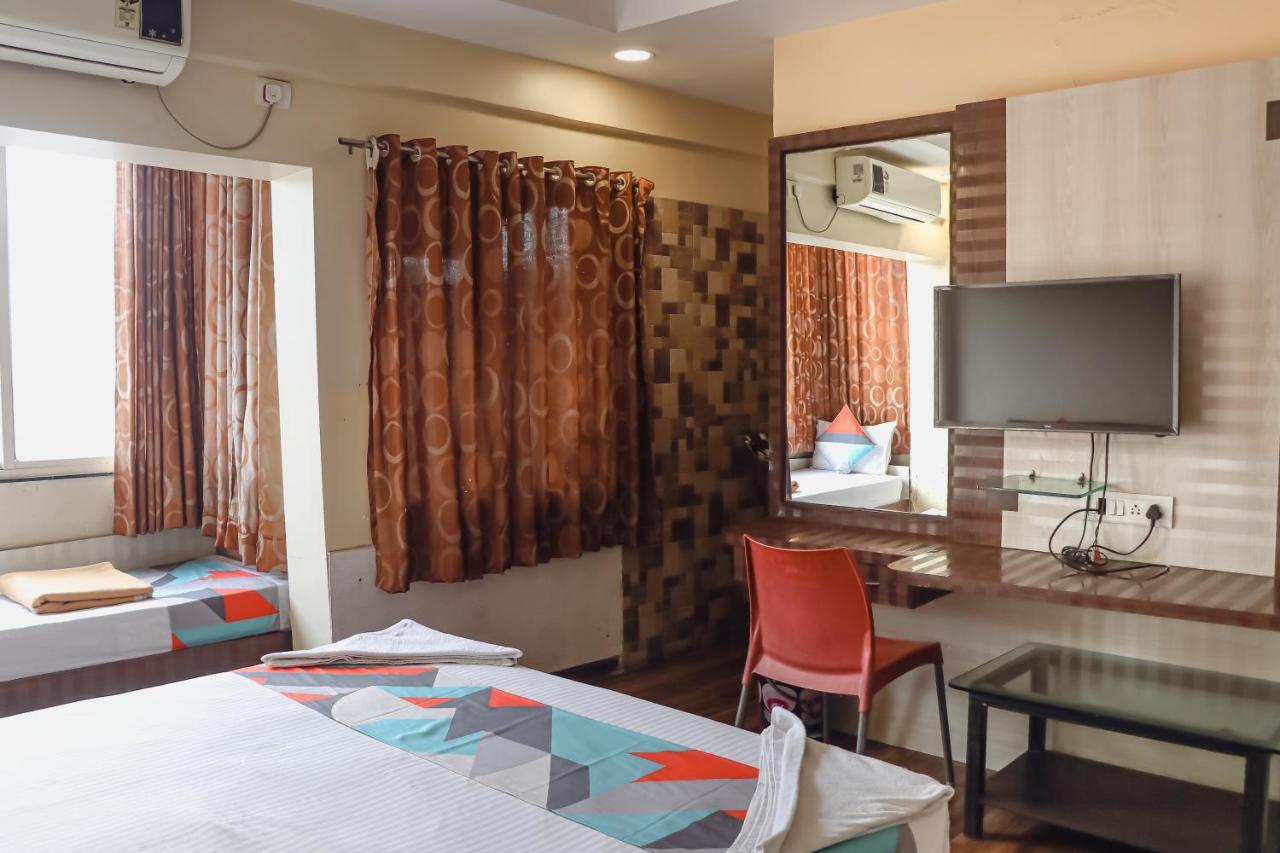 Hotel Mukesh Residency ปูเน่ ภายนอก รูปภาพ
