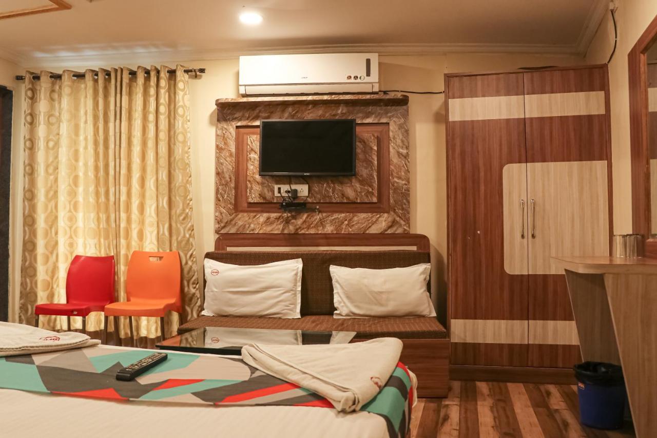 Hotel Mukesh Residency ปูเน่ ภายนอก รูปภาพ