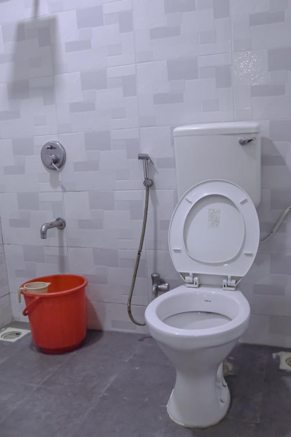 Hotel Mukesh Residency ปูเน่ ภายนอก รูปภาพ